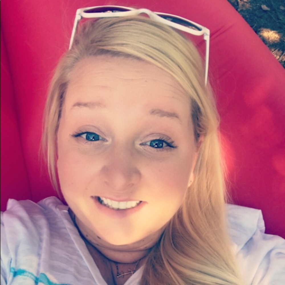 Meet your Posher, Paige